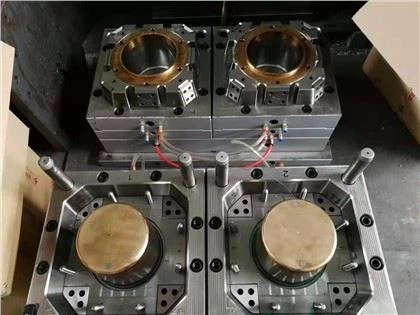 食品容器用射出成形金型